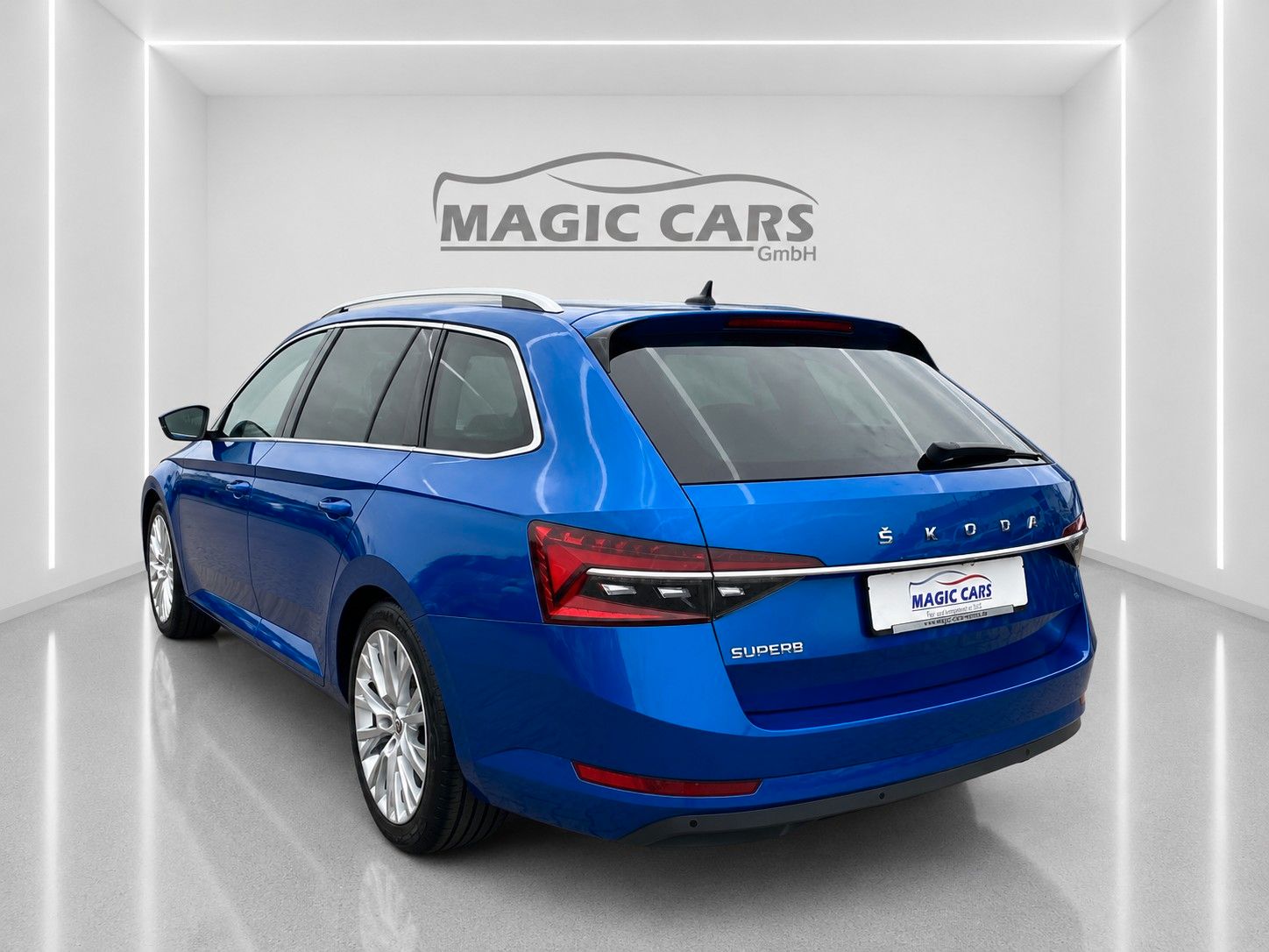 Fahrzeugabbildung SKODA Superb Combi 2.0 TDI DSG Style*Mega-Ausstattung*