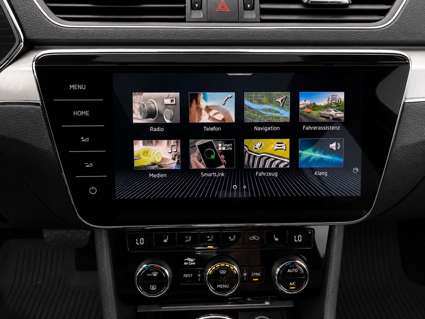 Fahrzeugabbildung SKODA Superb Combi 2.0 TDI DSG Style*Mega-Ausstattung*