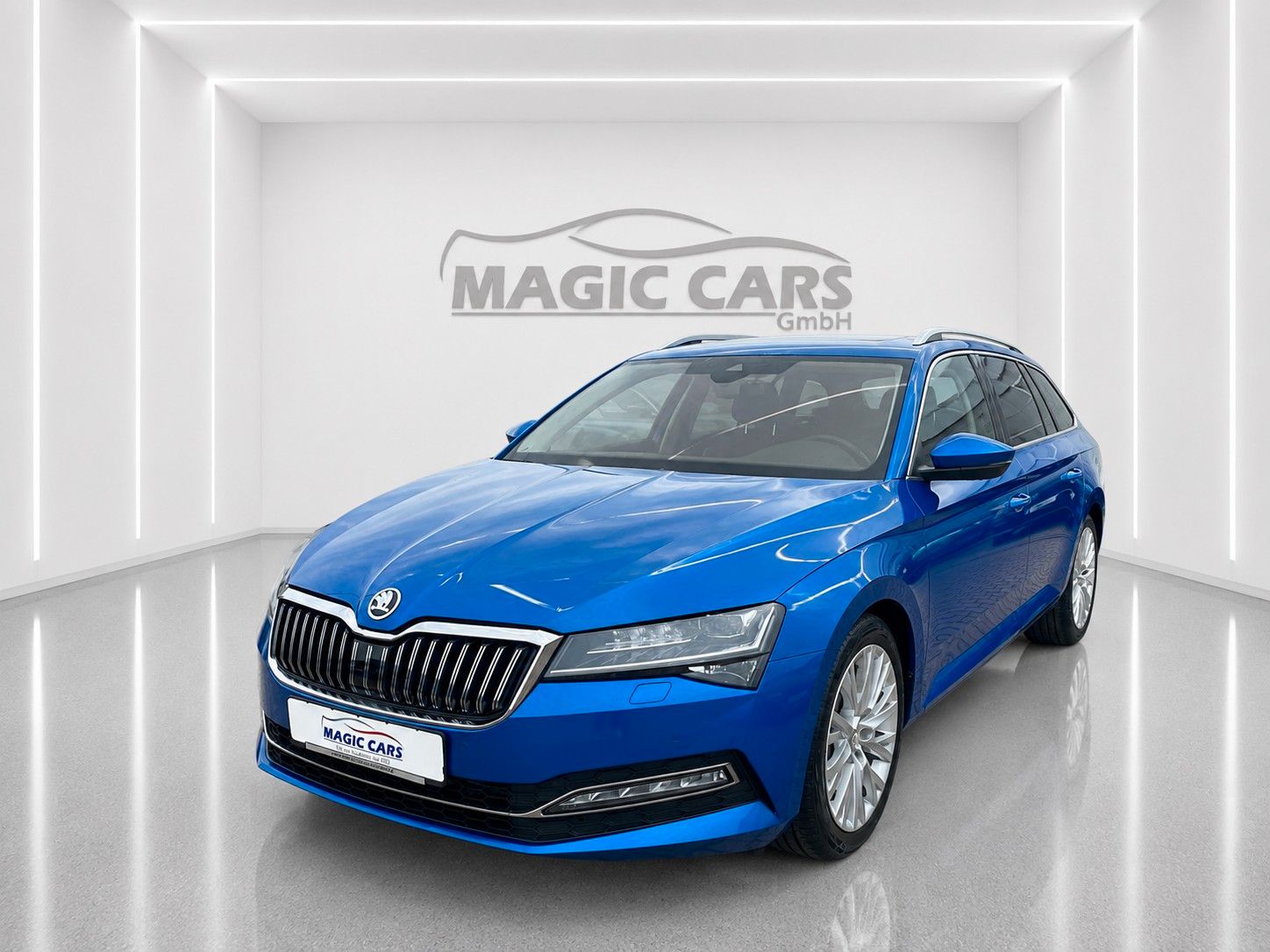 Fahrzeugabbildung SKODA Superb Combi 2.0 TDI DSG Style*Mega-Ausstattung*